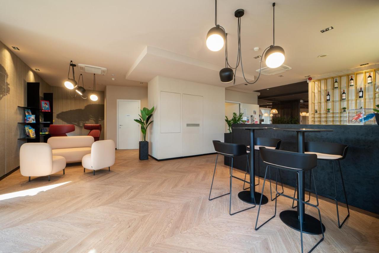 B&B Isabella Milano Marittima Exteriör bild